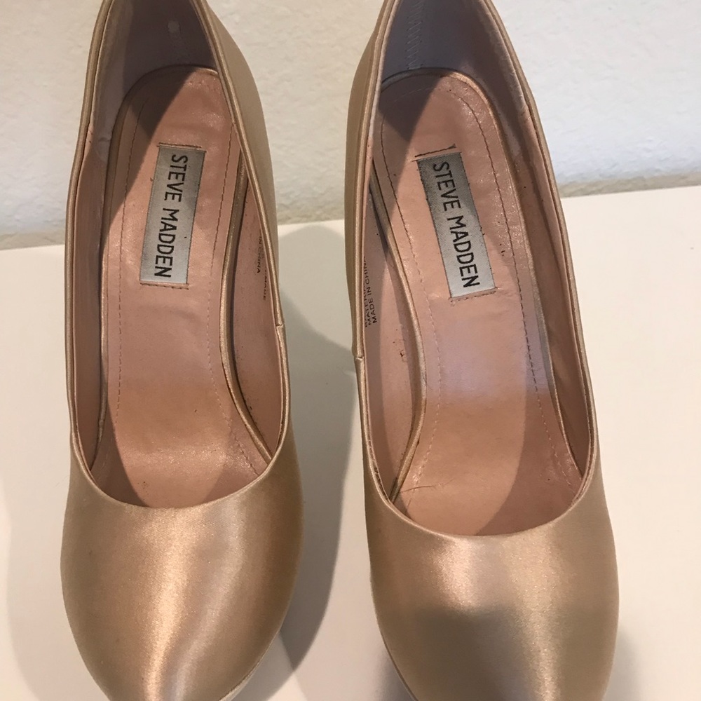 Shoes - Picture 5 of 5